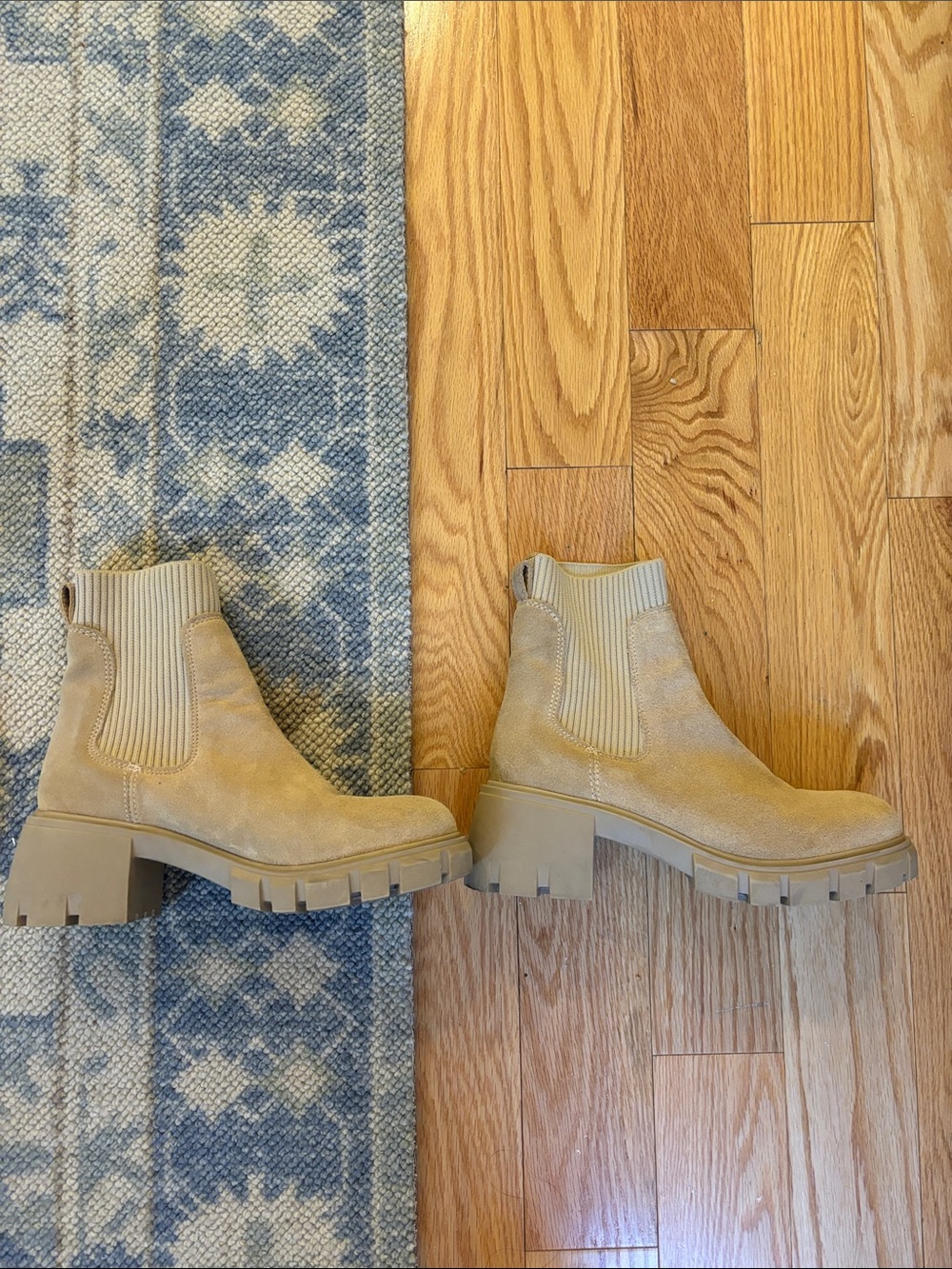 Steve Madden Beige Suede Chelsea Lug Ankle Boots